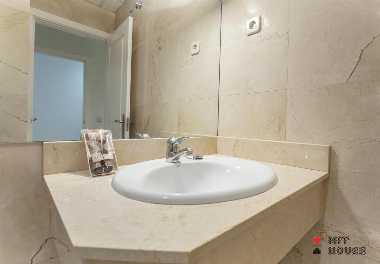 Apartament Mit House Puerta Del Sol III En Madryt Zewnętrze zdjęcie